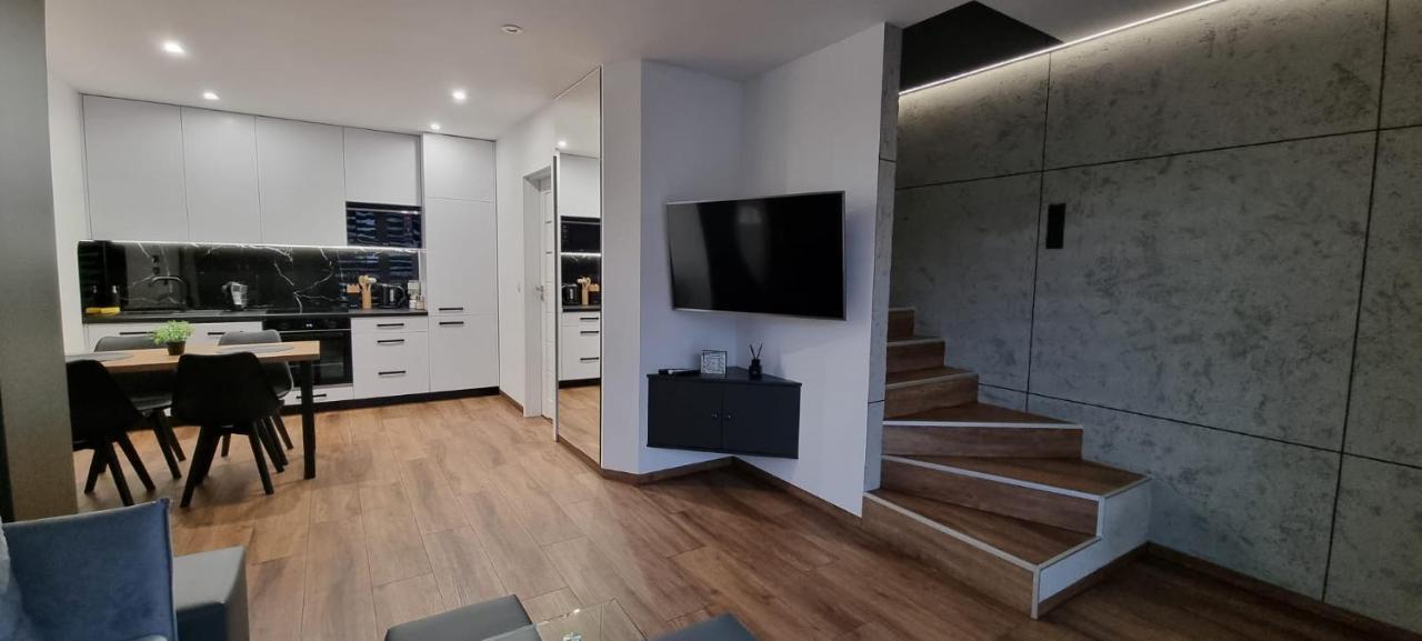 Luxury Apartments Bernardynska Domek 1 , 2 Келце Екстериор снимка