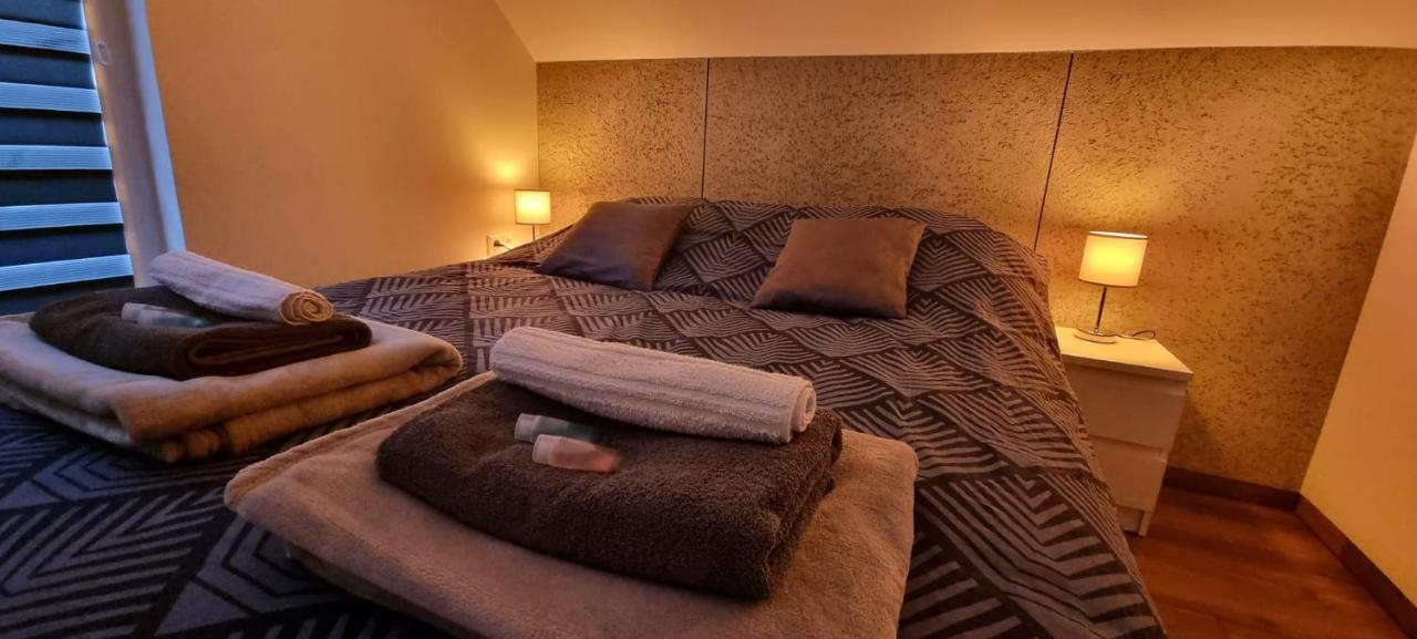 Luxury Apartments Bernardynska Domek 1 , 2 Келце Екстериор снимка