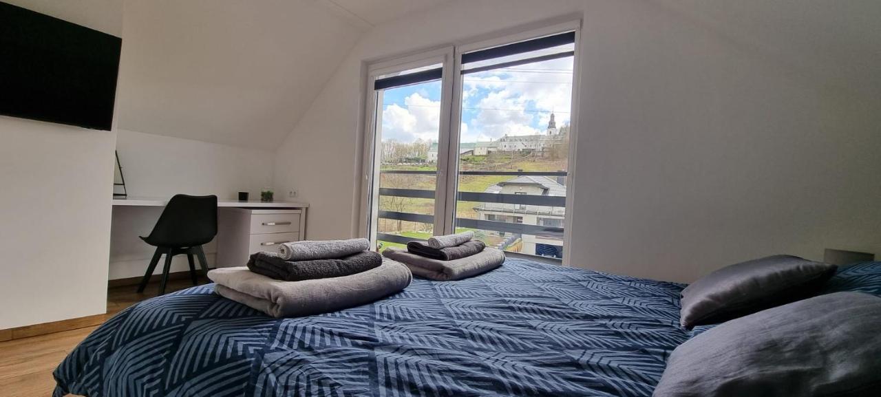 Luxury Apartments Bernardynska Domek 1 , 2 Келце Екстериор снимка